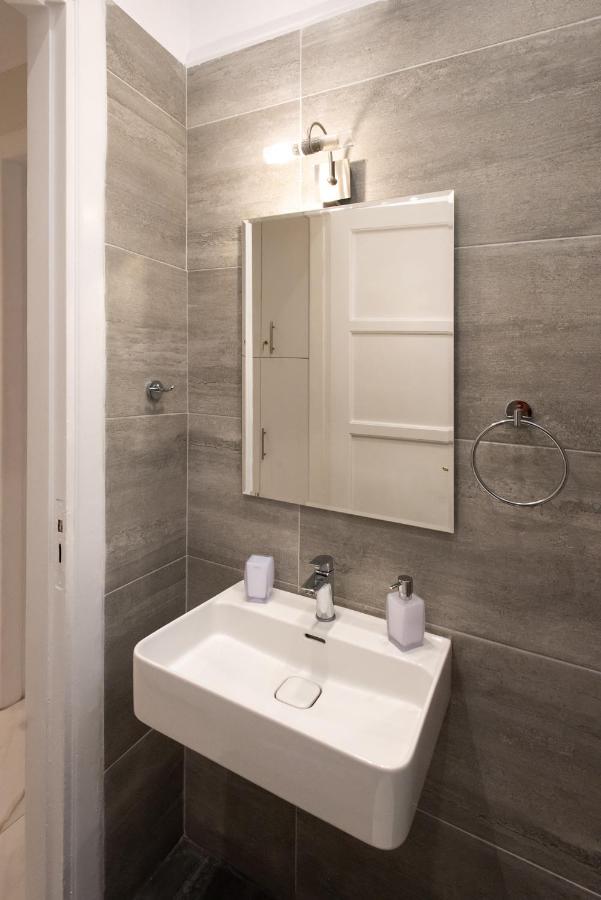 Blue Ark Lavish Sauna Suite Ateny Zewnętrze zdjęcie
